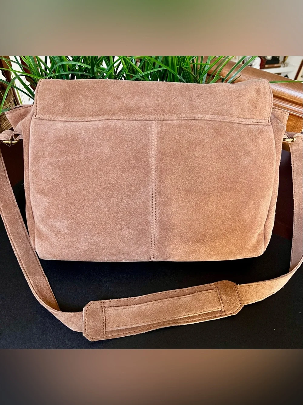 FREE PEOPLE Zahara Bronze Age Suede Messenger Bag